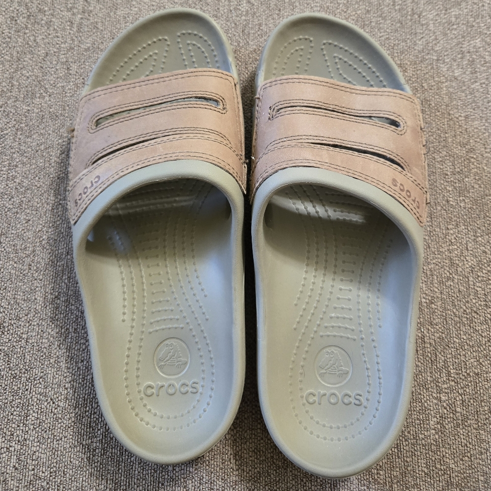 Crocs Tan Size M8